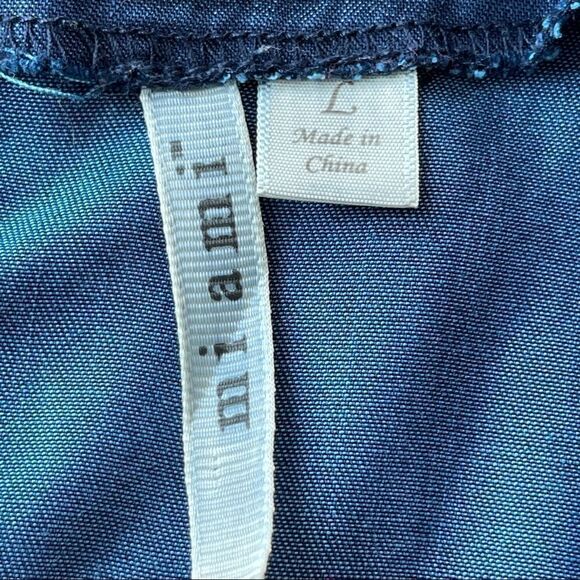 Mi Ami 100% Tencel Fringed Edge Top, Size L - Picture 9 of 13